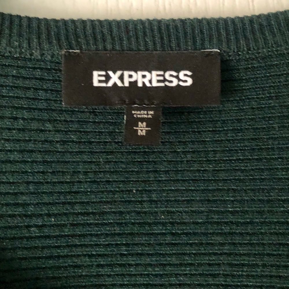 Express Sweater - Picture 3 of 9